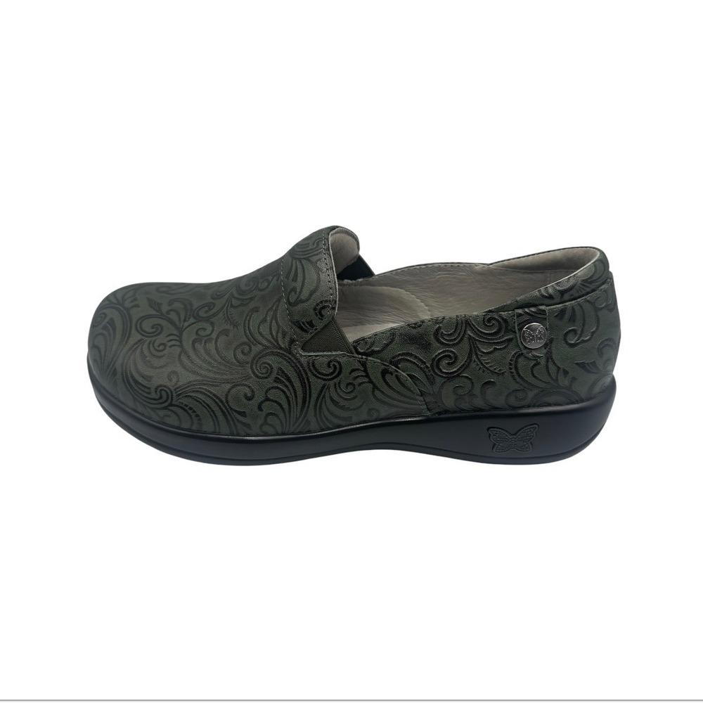 Alegria Keli Professional Clogs Green Embossed Leather SlipResistant 40 KEL-8102